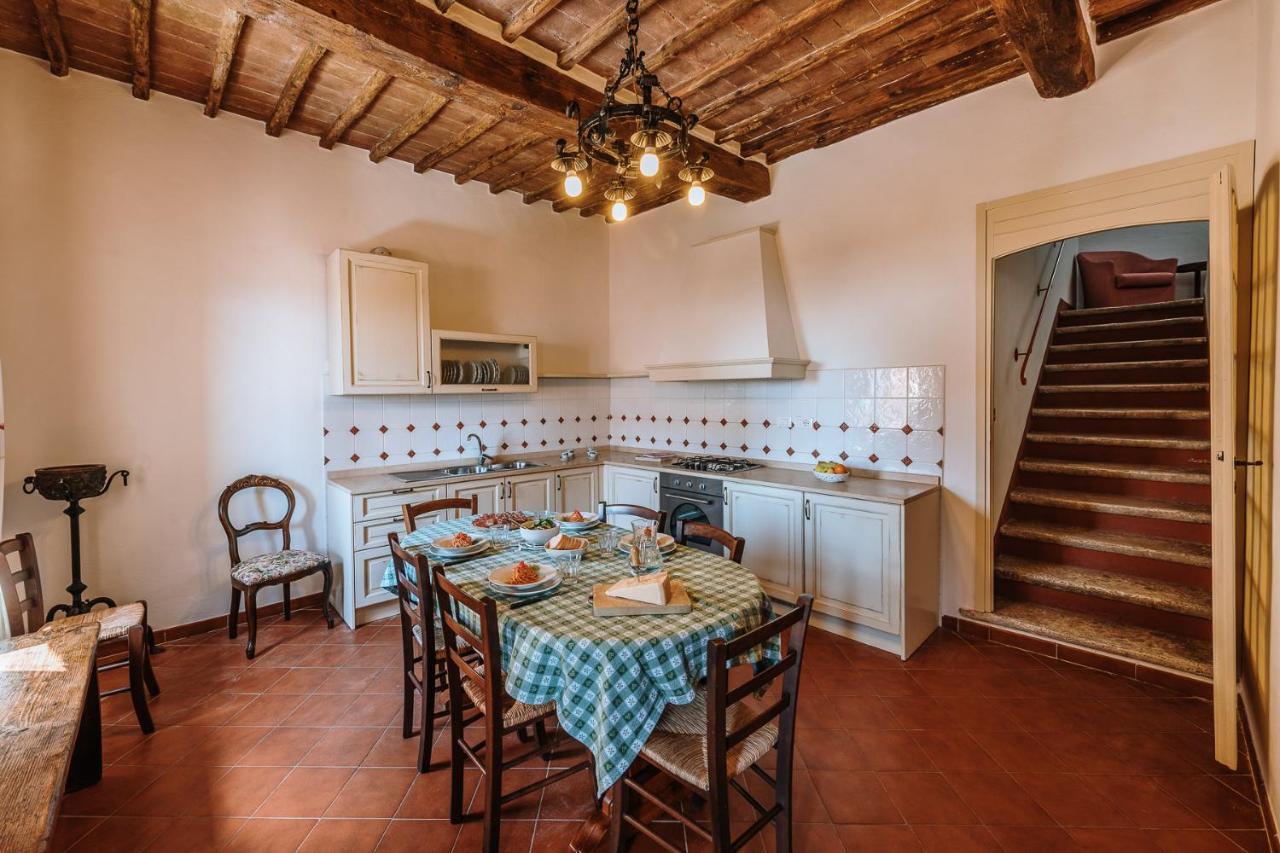 Borgo Villa A Sesta San Gusme Eksteriør billede