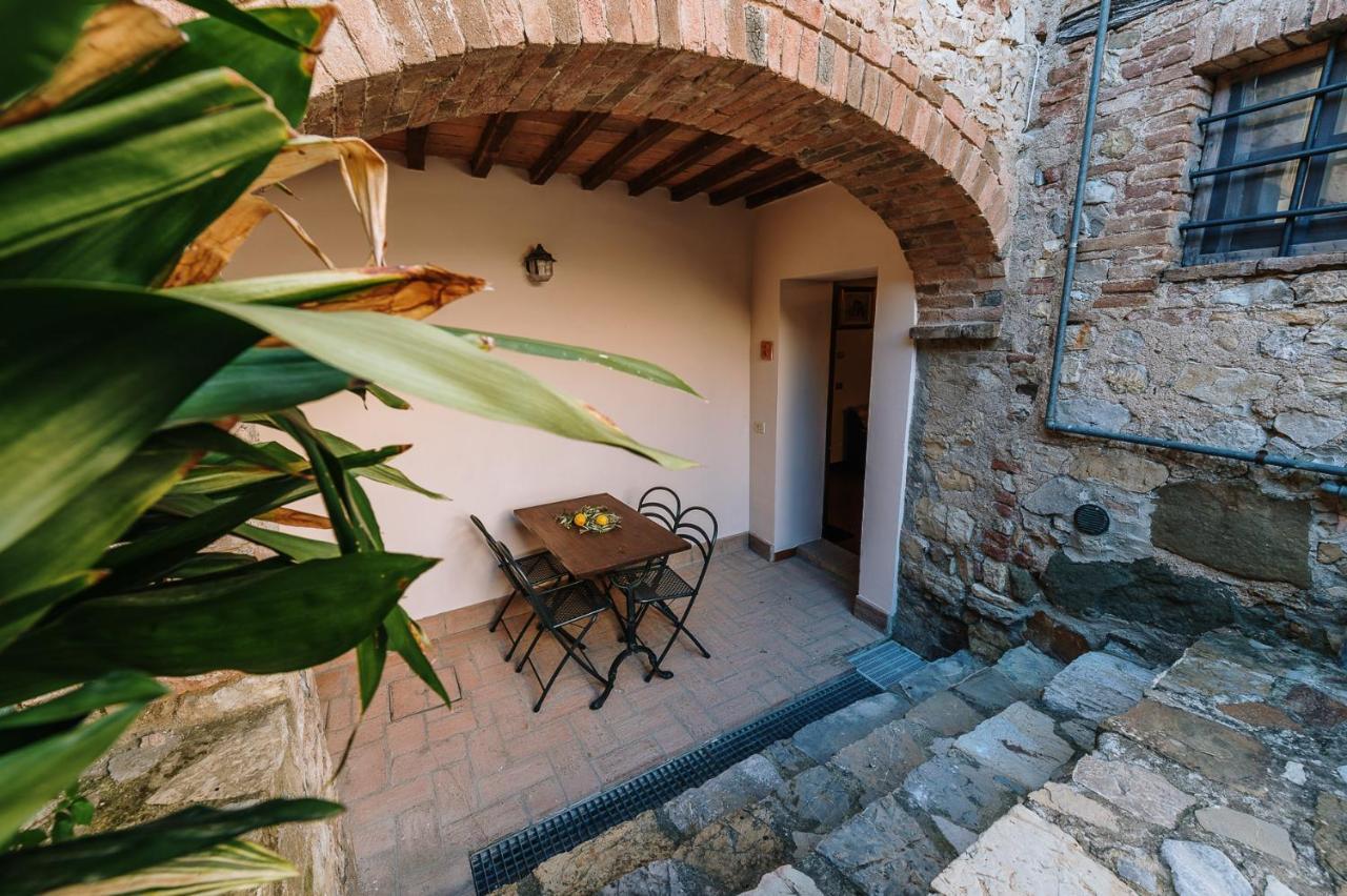Borgo Villa A Sesta San Gusme Eksteriør billede