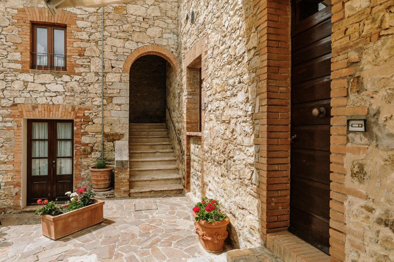 Borgo Villa A Sesta San Gusme Eksteriør billede